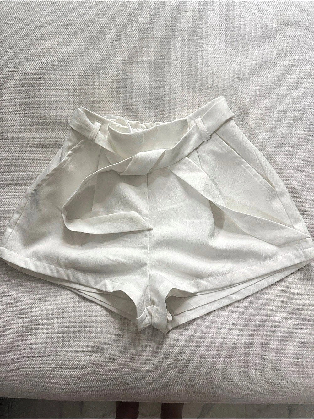 Superdown Tie Front Shorts in White